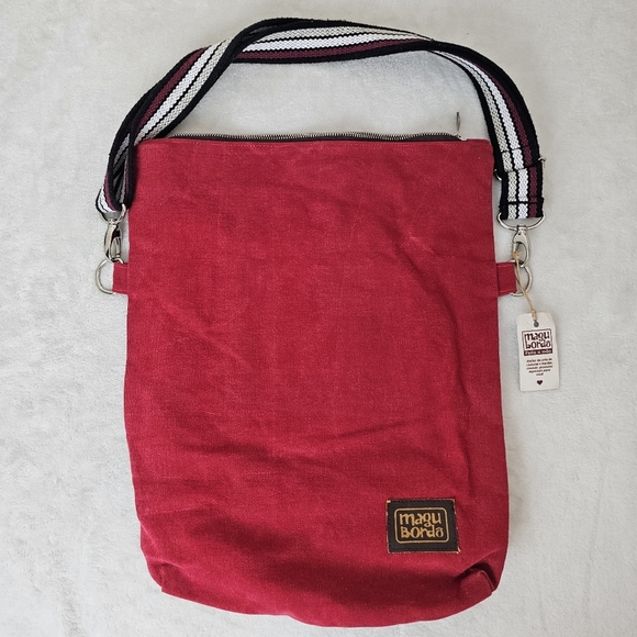 NWT Magu Bordo Canvas Crossbody Bag Red Messenger Tote Made in Brazil - Picture 5 of 11